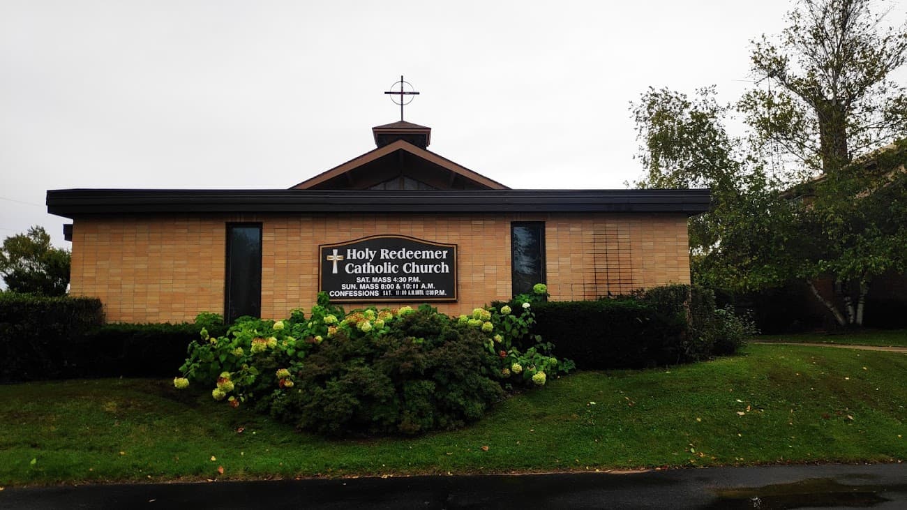 Holy Redeemer, a Catholic parish in Menominee, Michigan