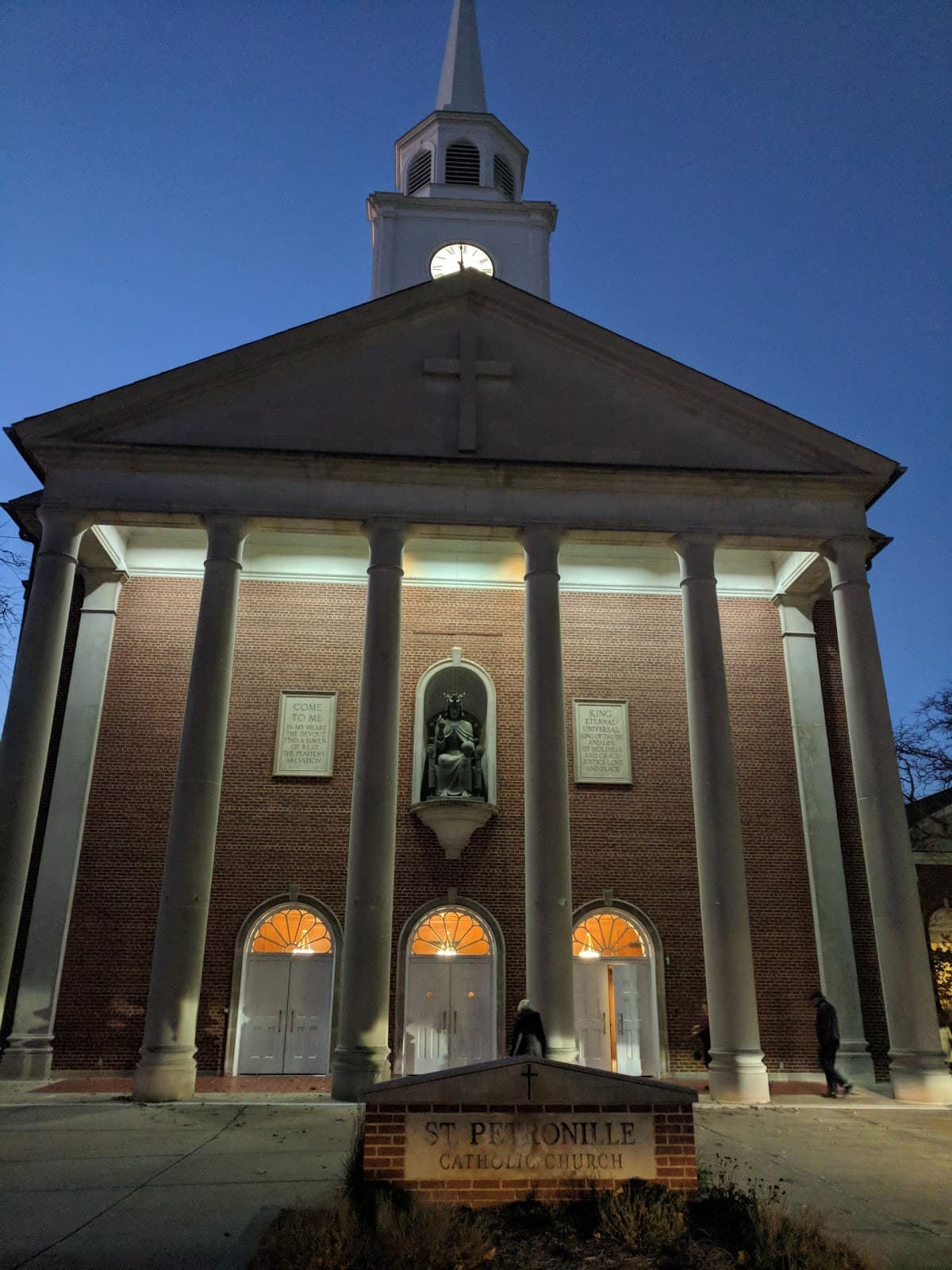 St. Petronille, a Catholic parish (church) in Glen Ellyn, Illinois