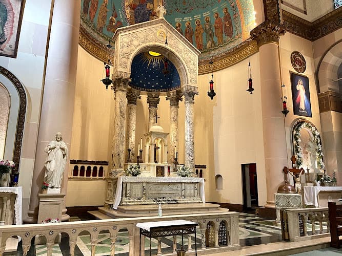 Parroquia Santa Cruz, a Catholic parish in Columbus, Ohio