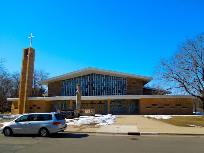 Immaculate Heart of Mary, a Catholic parish in Monona, Wisconsin